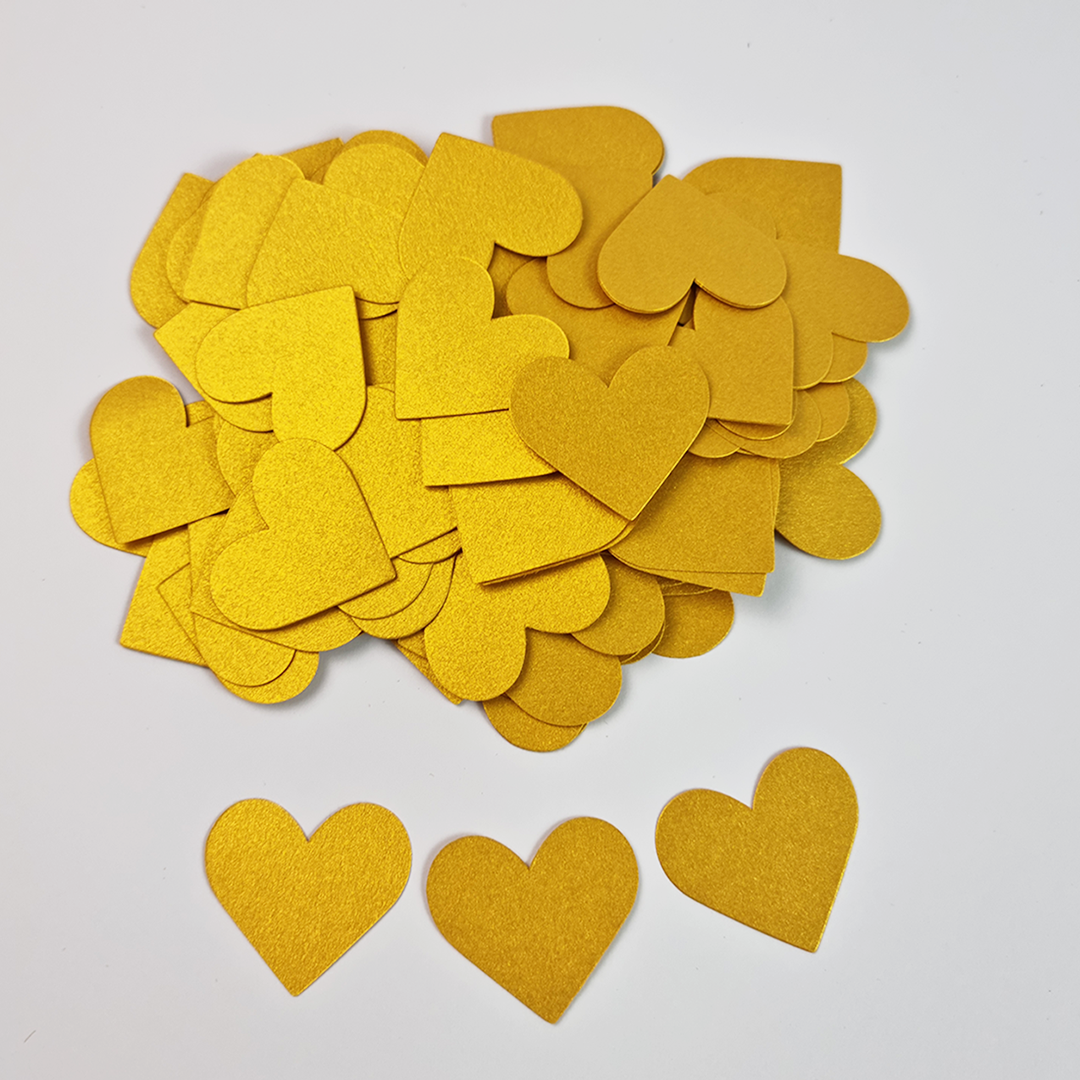 GOLD HEARTS CONFETTI