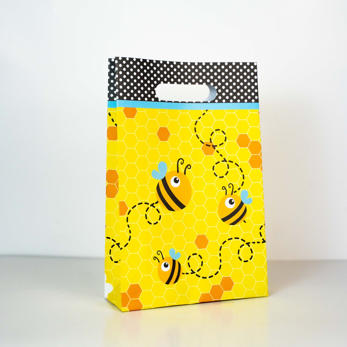 Buzzing Bee Party Bag